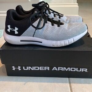Under Armour Women's Micro G‎ Pursuit Running Shoes White Black Size